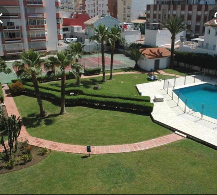Estudio Cerca De La Playa 3 Malaga Bagian luar foto